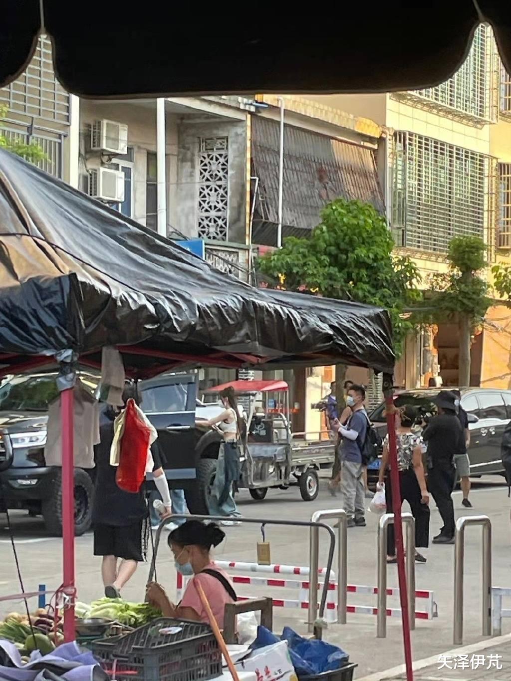 张天爱|手撕渣男后，张天爱现身录制新综艺，路透图仪态真的好到爆