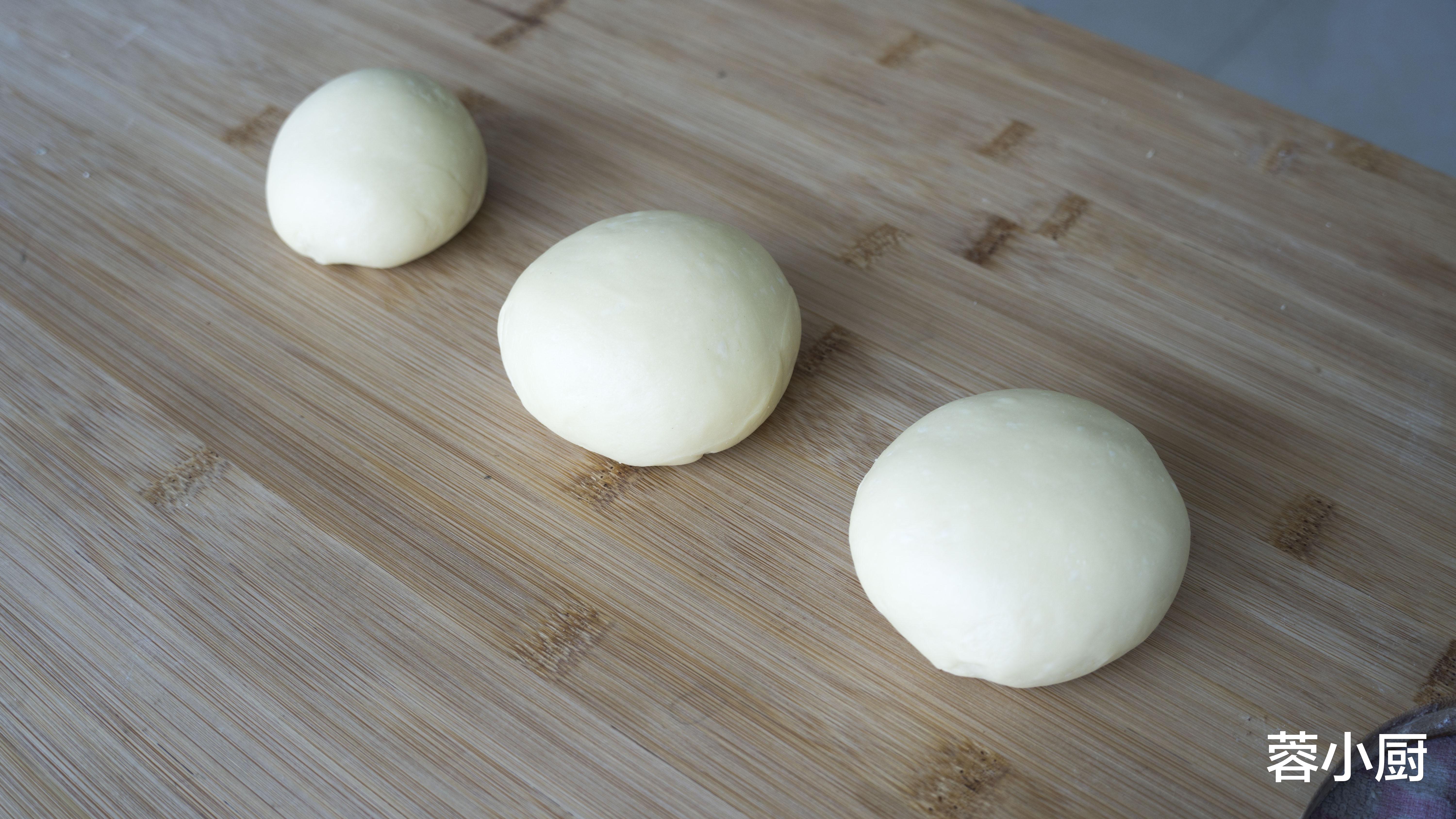 立夏养生,饮食宜“增酸减苦”,建议吃“3黄3红2白”,养心安神