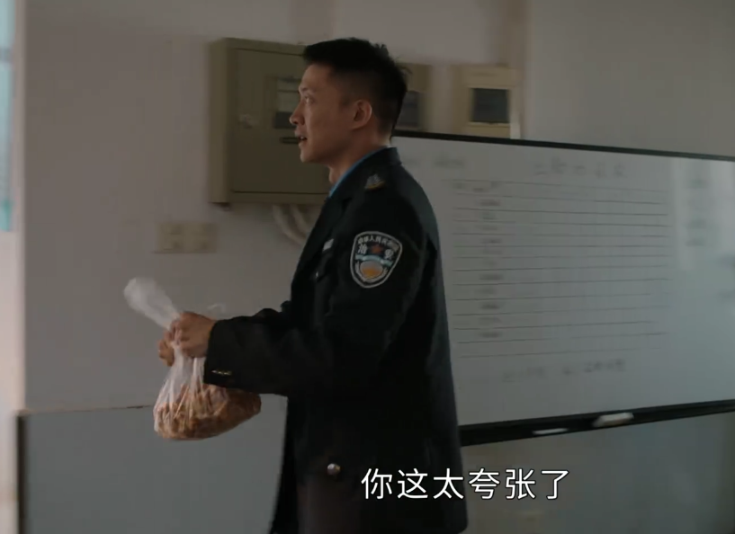 王庆来|幸福到万家：狠角色出场，看似不起眼却扮猪吃老虎，庆来输得不冤