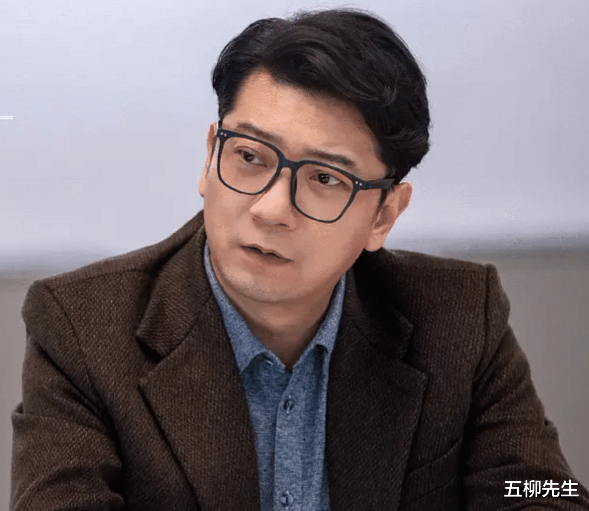 靳东|《纵有疾风起》开播,新年首部上星剧,靳东一出手就是都市剧王炸