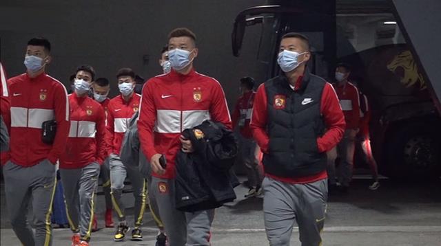 广州队|限薪后中超开始整顿！恒大首当其冲：主帅直接下课+主力全部离队