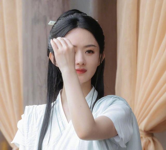 刘诗诗|85花再次撑起古偶剧，路透大饱眼福，拍摄过程却一波三折