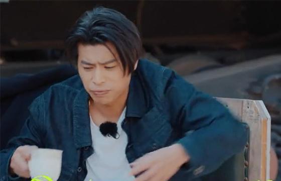 吴卓羲|原来吴卓羲也经历裁员潮，丢工作转行进入娱乐圈，遇伯乐做演员