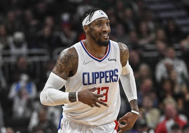快船队|今日NBA：詹皇领跑得分榜，快船狂轰153分，保罗一数据历史第四