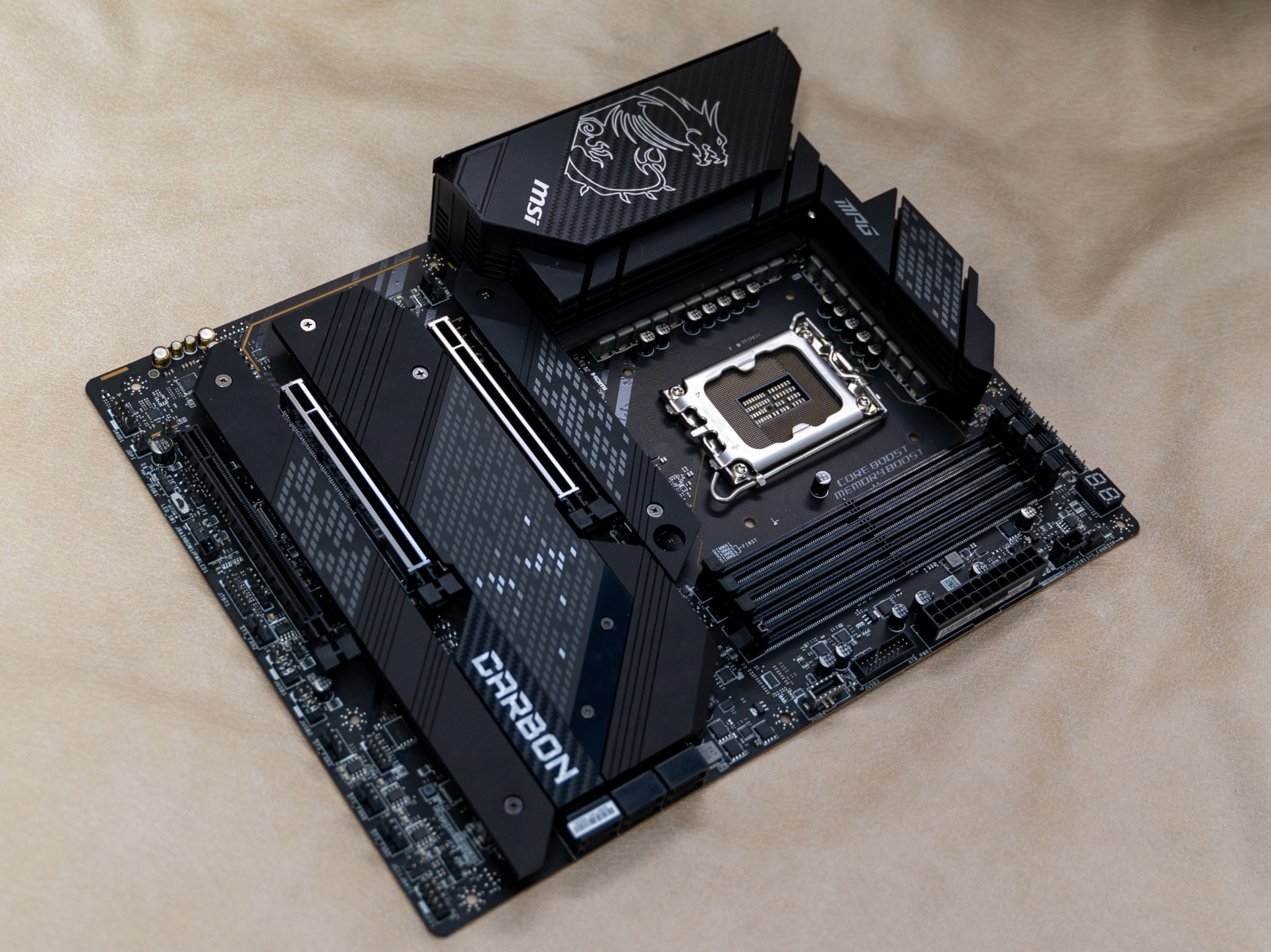 国美电器|本站首晒,莫得感情的冷酷杀手,微星战神S360水冷测评