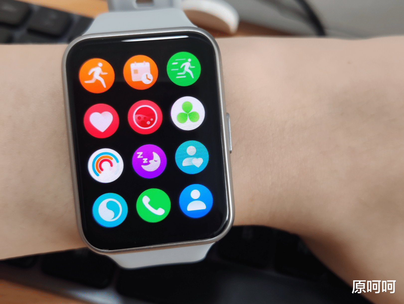 市场规模|华为明星新品上市！华为 Watch Fit 2：时尚设计，续航长达10天，香