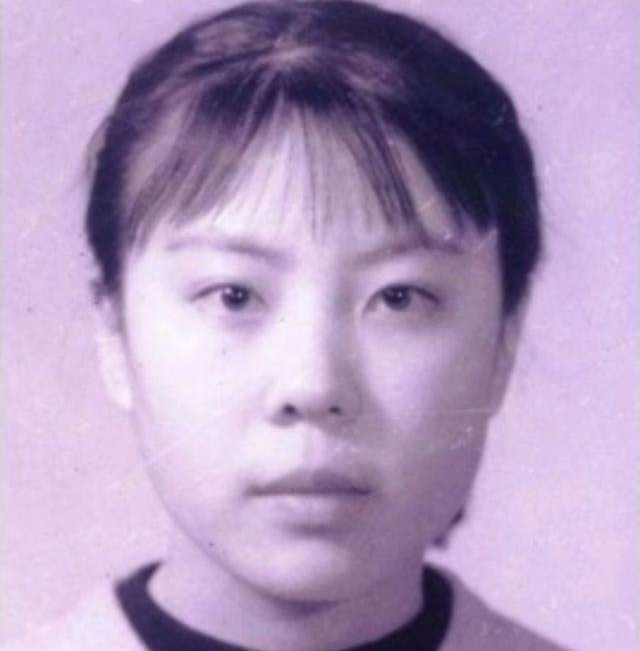 1989年北大姐姐坠崖身亡,五年后清华妹妹铊中毒瘫痪,凶手是谁?