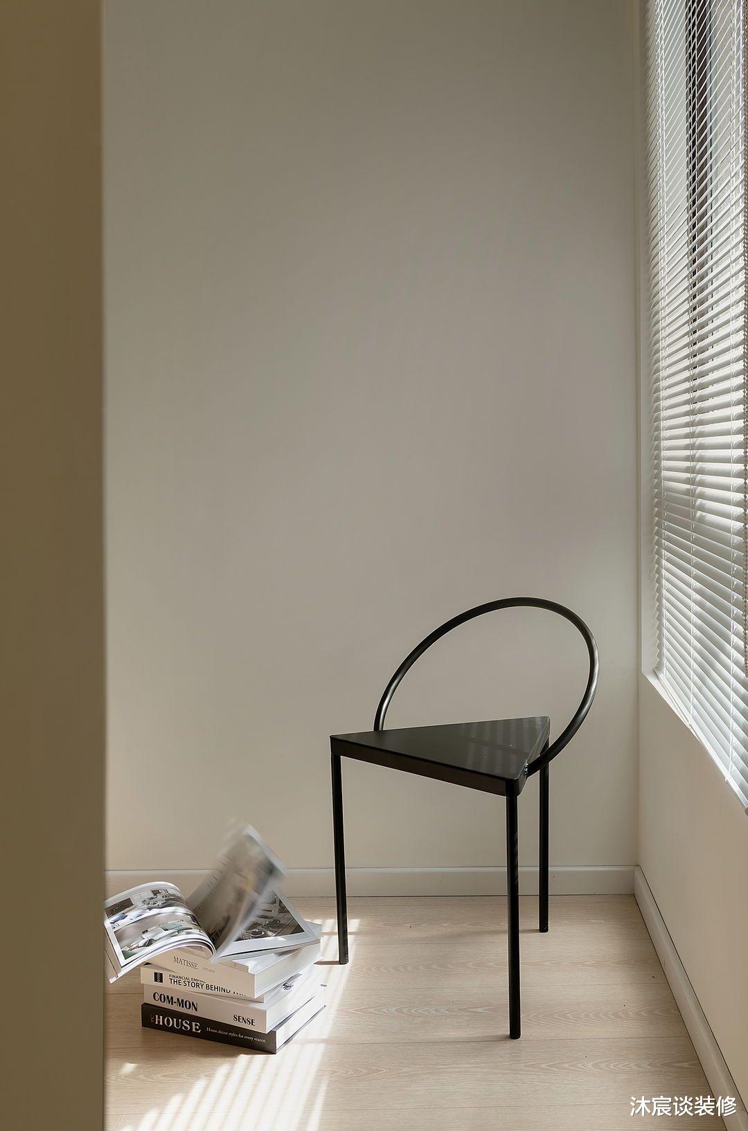 如果你也为装修配色而苦恼,那干脆就用奶油色,基本不会搭错