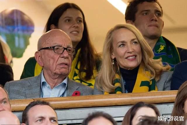 默多克|邓文迪91岁前夫默多克又要离婚，妻子年轻时曾把婚纱放行李里求嫁