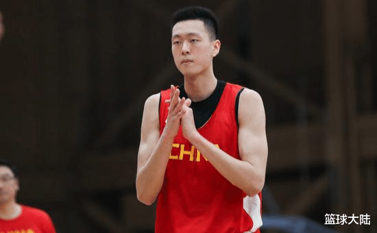 上海男篮|正式加盟上海队！中国男篮潜力小将征战CBA，李春江打造黄金一代