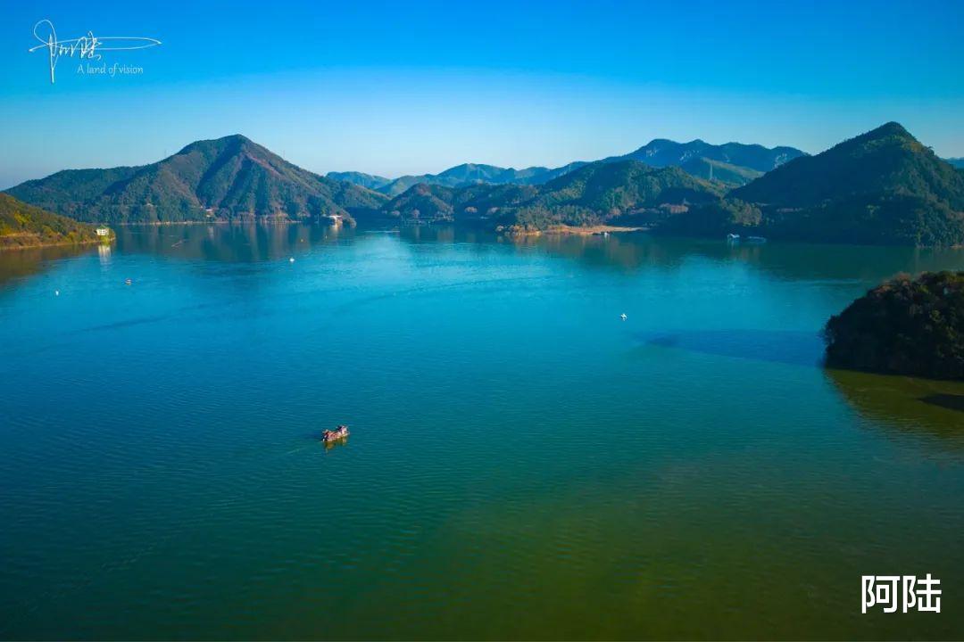 杭州|杭州的冬天温暖如春，“临安第一景”的自然风光和西湖有得一拼