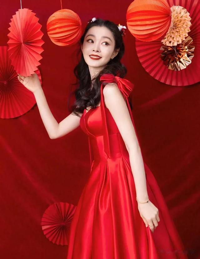 央视春晚|央视春晚10位女星唯美造型30张高清照片,一句话点评欢迎讨论