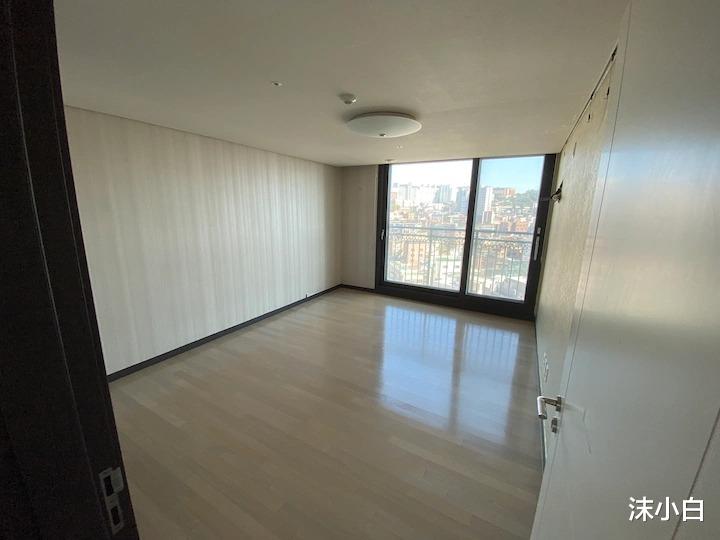 拒绝复杂设计:她家84㎡教科书式的装修,简单纯真,却丝毫不俗!