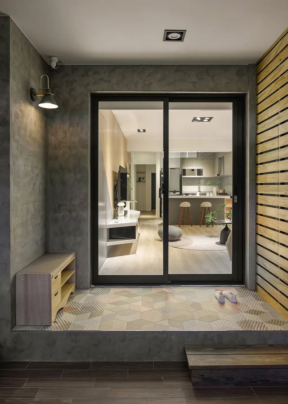 夫妻改造37年老屋,当北欧遇上简约,让83㎡居家清新治愈