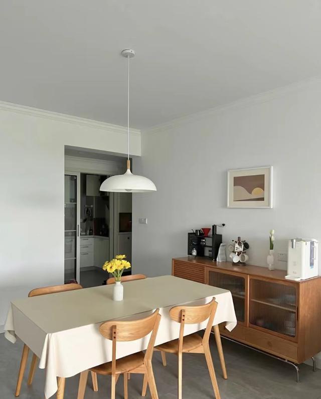 90后夫妇拒绝“过度装修”,爸妈说像出租房,却收获上万网友关注