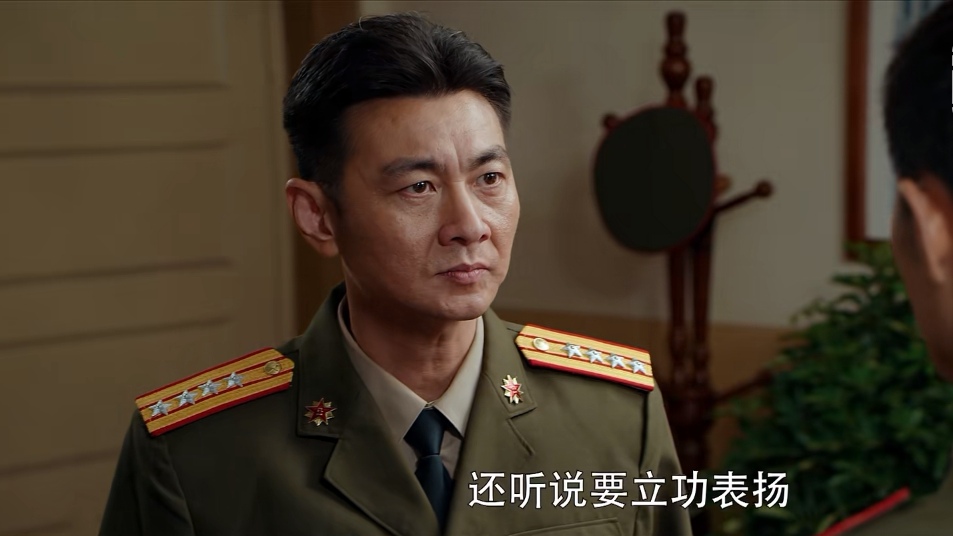 顾一野|顾一野被排挤的原因太讽刺!角色名字暗示结局,最后下课的是师长