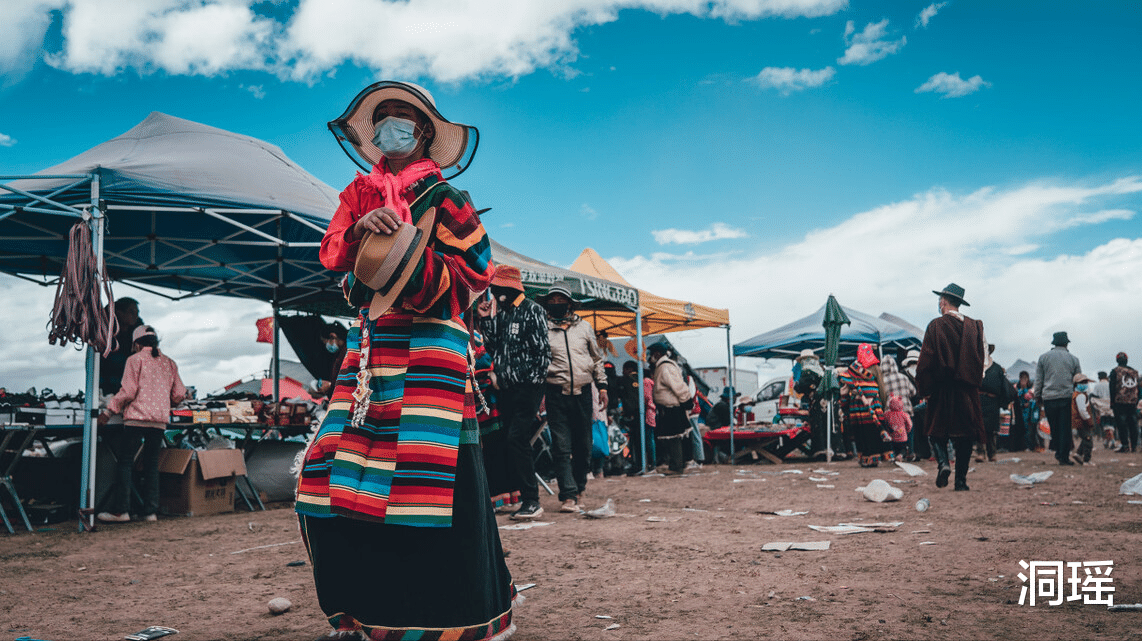 尼玛县|小县城脱贫致富,却因名字被人误会,雪山、湖泊美不胜收