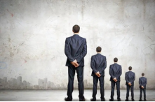 许多|身在职场,还是在生活中都很简单