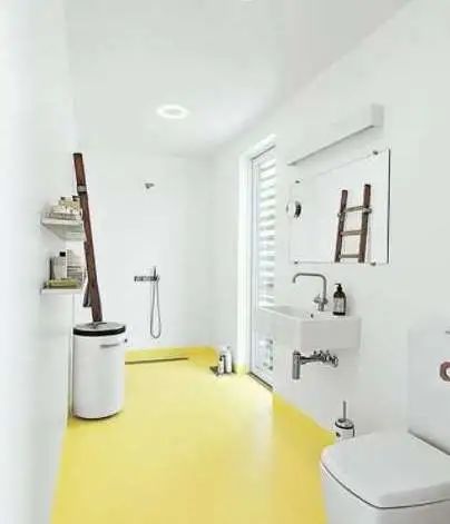 卫生间一片瓷砖都没有!这么好的设计你不知道?