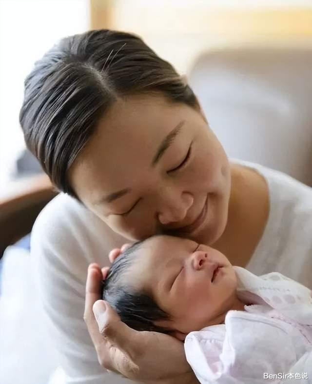 阿雅|著名主持人阿雅：这辈子最正确的决定，就是36岁高龄为活佛老公生女儿