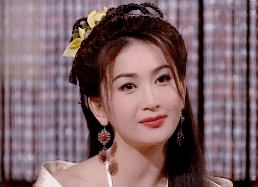 美丽|强行扮嫩、动脸成瘾、为减肥不惜牺牲健康,女星的畸形审美好恐怖