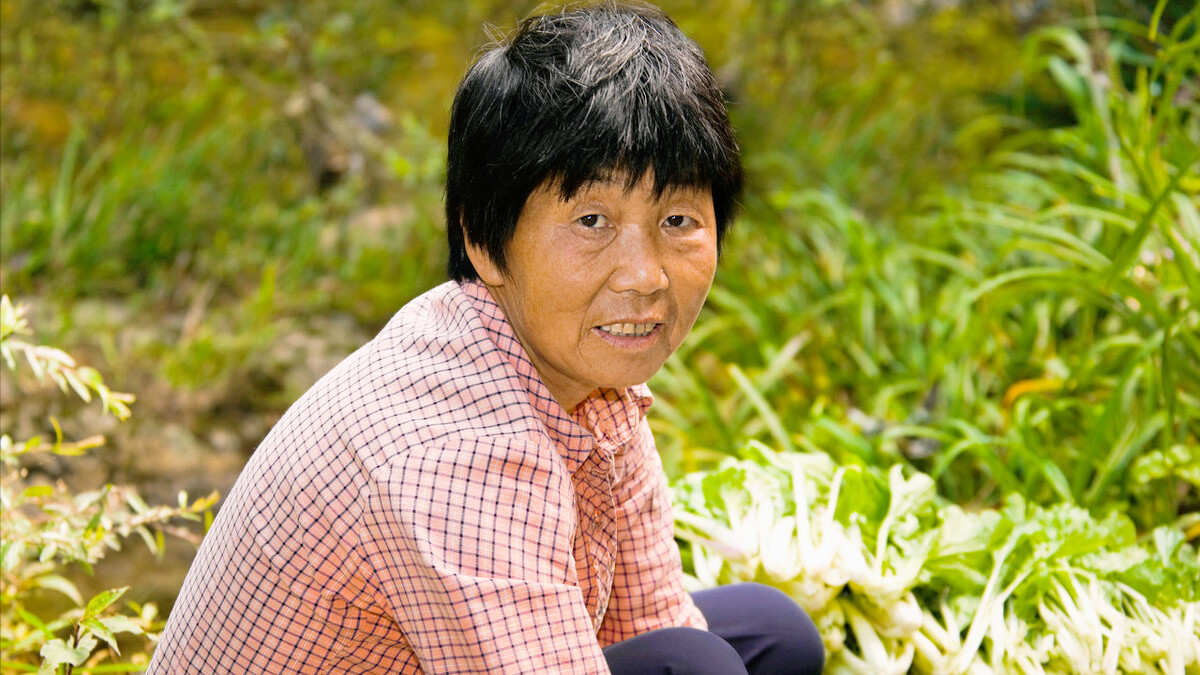 儿子不给养老，62岁大妈携存款入住女儿家，女婿直言：门都没有