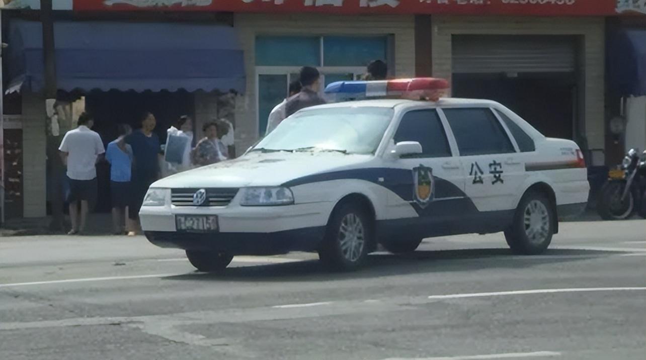 2018年,一女毒枭被捕后,讲述少女时的自己如何被操控精神和肉体