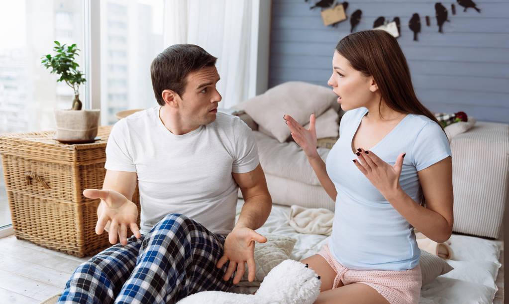 女子与丈夫结婚八年未生孩子，丈夫无意看其病历才知是变性人