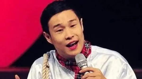 小沈阳|凭借《不差钱》一夜爆红后，年总收入近3个亿，上交师傅6000万