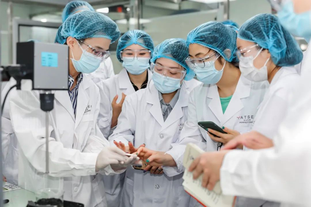 博通股份|“二次创业”的逸仙电商，选择“红利再投资”