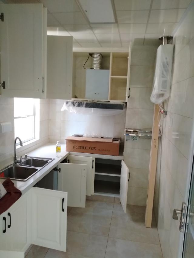 晒晒老公亲自打造的新房,耗时半年,前后花12万,电视墙有亮点!