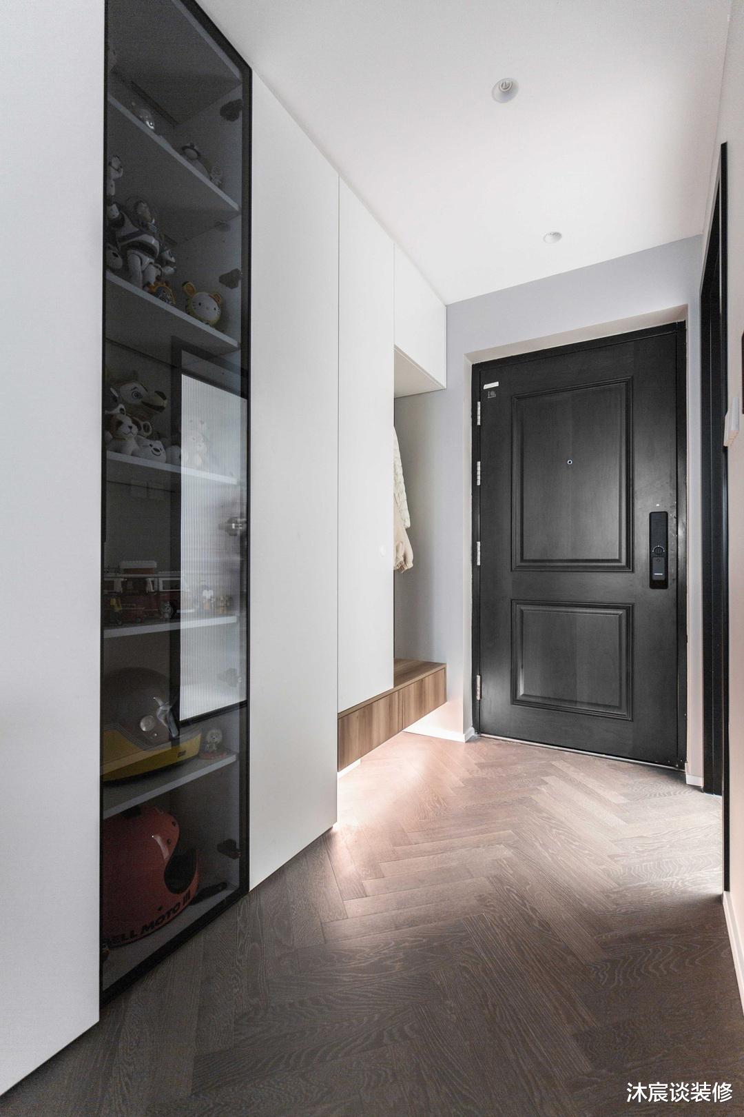 她家房子虽小但装得很好,功能足收纳多,不愧是小户型的装修样板