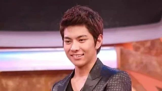 罗天宇|官宣分手！四年地下恋掰了，劈腿姐姐实锤？