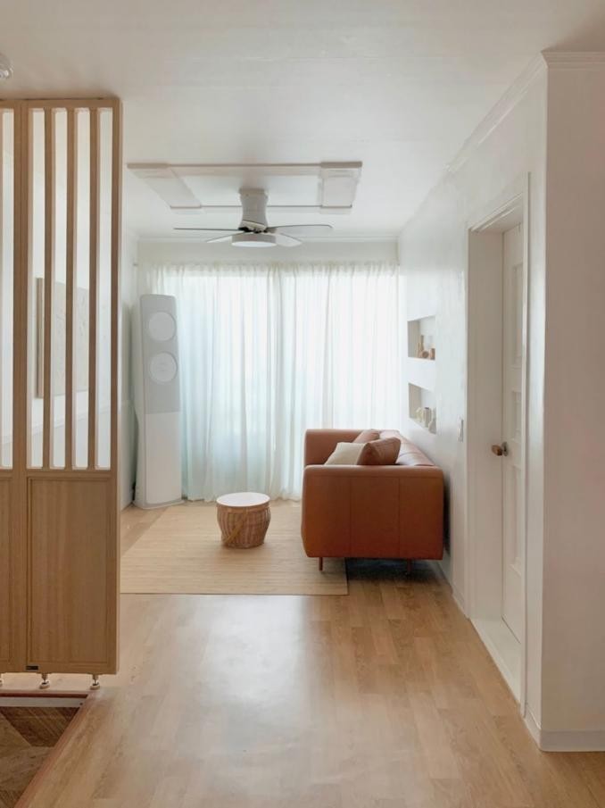 别人不要的一楼被她买了,大白墙极简“穷装”后,家反而明亮舒适