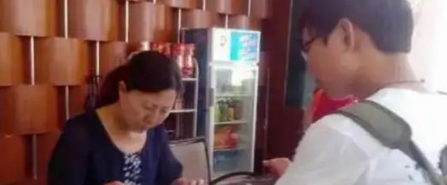 非夫妻关系的男女同住宾馆是否违法?
