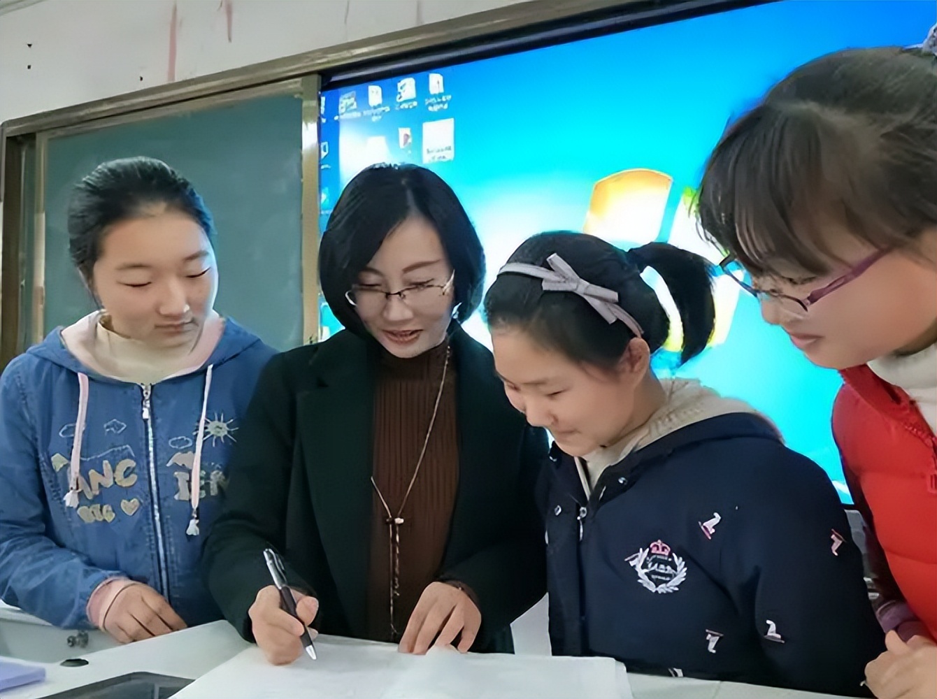 高校|受婆婆欢迎的儿媳职业排行，第一名成香饽饽，护士排第五