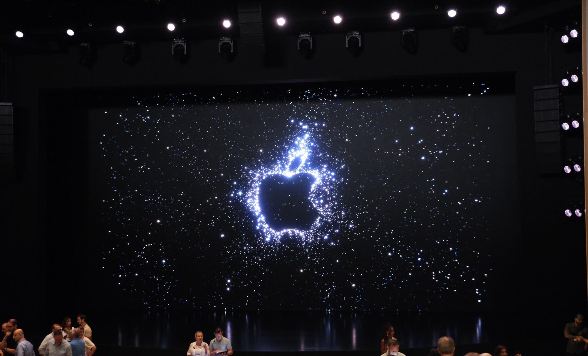 Apple Watch|如何评价Apple Watch S8?综合实力毋容置疑,但性价比差点意思