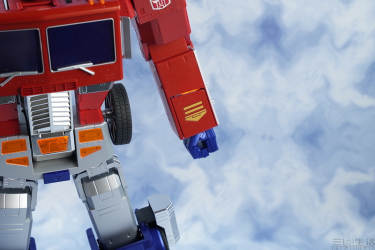 机器人|能自动变形的“擎天柱”,背后或是消费级机器人产业的未来