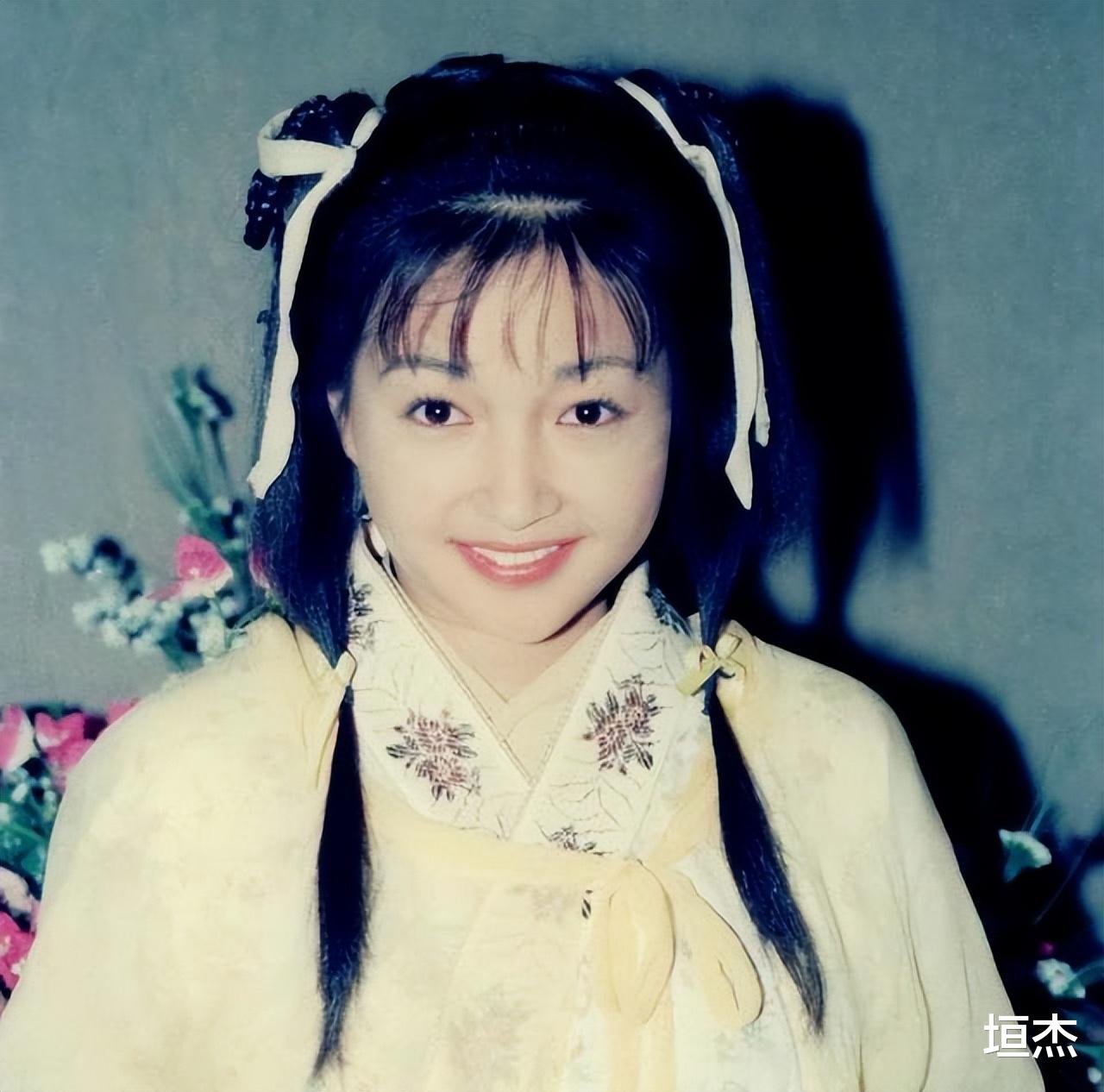 香港小姐|“风光不再”的港姐现状：有人抵押皇冠还巨债，还有人菜市场摆摊