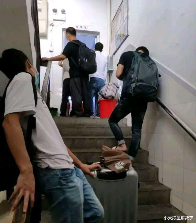 招聘|工厂老板哭诉：鸡鸭鱼肉管够，每天工资300元，愣是没有一个人来