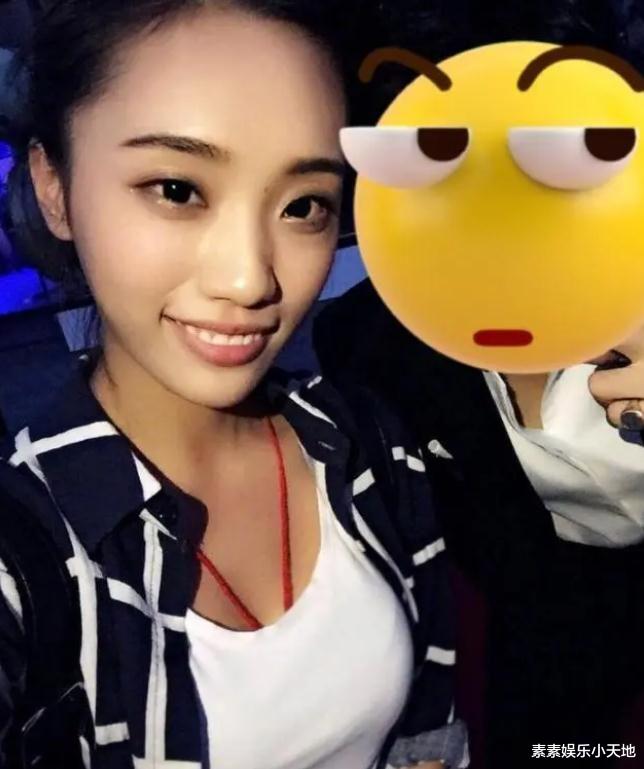 胡歌|胡歌老婆黄曦宁怀孕照片公开:夫妻一起探班袁弘,当时孕肚很明显