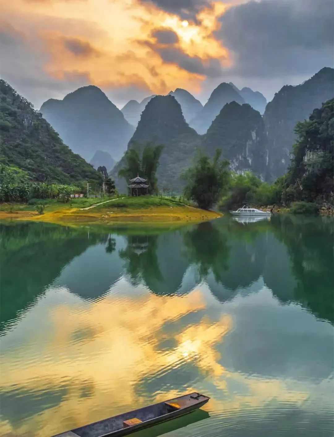 桂林|广西最被低估的小城，山水堪比桂林，宁静宛如桃源，夏日仅25℃，冷门到无人知！