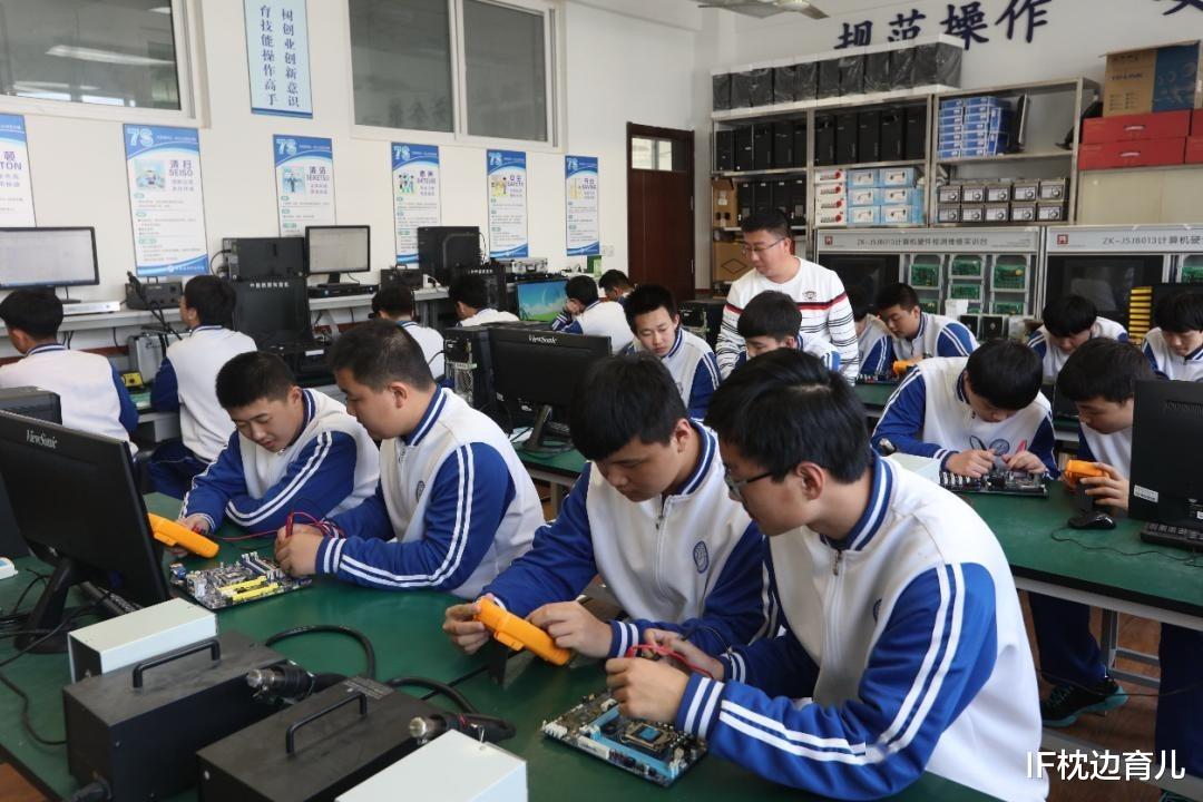 失业率|为什么中学生宁可复读，也不愿报考职业学校？中职教育比想象中好