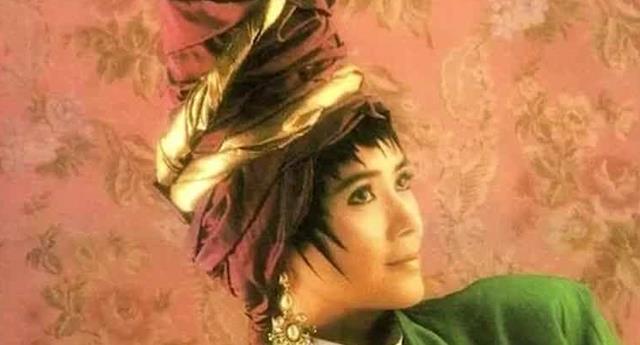 刘德华|她曾对刘德华有恩，71岁时被儿女败光家业，刘德华表示养她一辈子