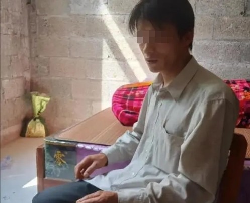 山西一女子出轨生子,怕丈夫发现拒相认,娃竟被情人16岁女儿养大