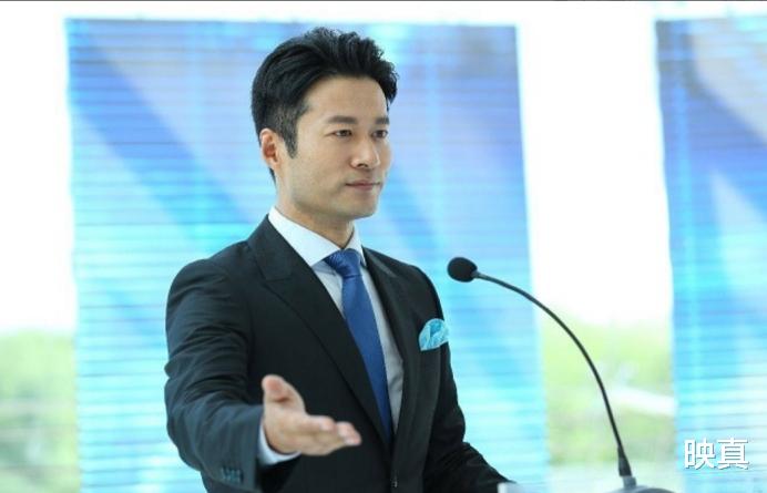 女孩|安徽“补裆哥”:1年补2000个裤裆收入百万,明星都专门找他补