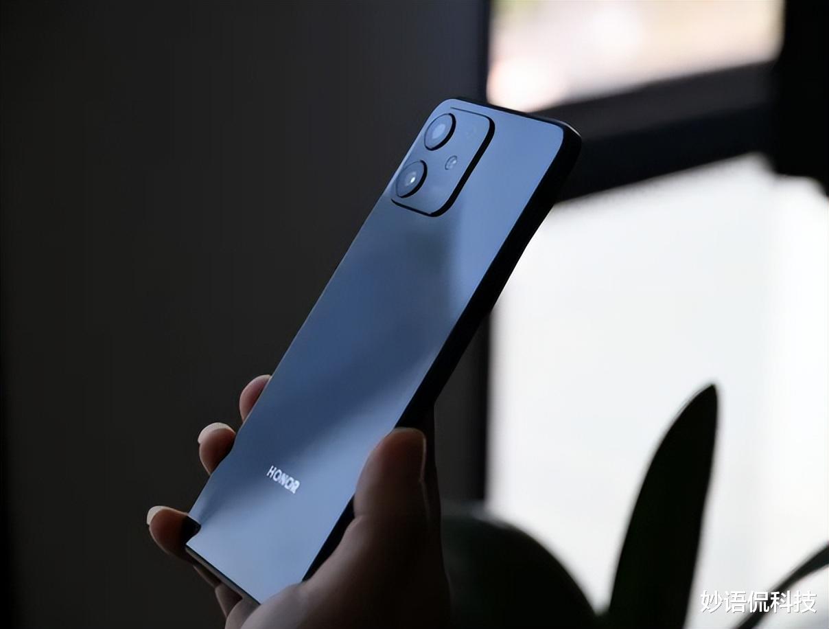 荣耀play|荣耀又一款新机上线,10G+7.45mm+256G+6nm,仅售1599元