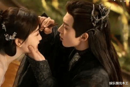 苍兰诀|苍兰诀被疑抄袭千古绝尘！网友放对比图引争议，网友：红了都来蹭