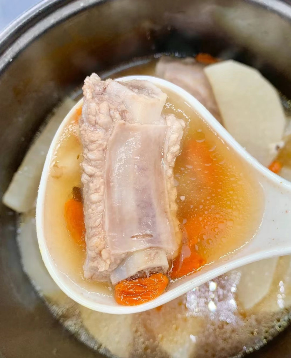 肾病|夏季出汗多,常给家人喝这汤,营养极高,清热消暑,越喝越健康