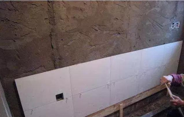 铺瓷砖你家还在“地压墙”吗?内行人现在这么铺,效果漂亮更实用